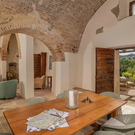 Montebella Countryside Retreat In Dom wakacyjny