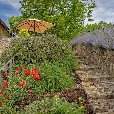 Montebella Countryside Retreat In Dom wakacyjny Montepulciano