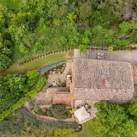 Montebella Countryside Retreat In *